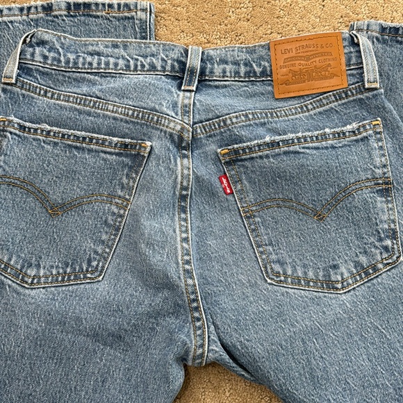 501 Levi’s Middy Flare Jeans - Picture 4 of 5